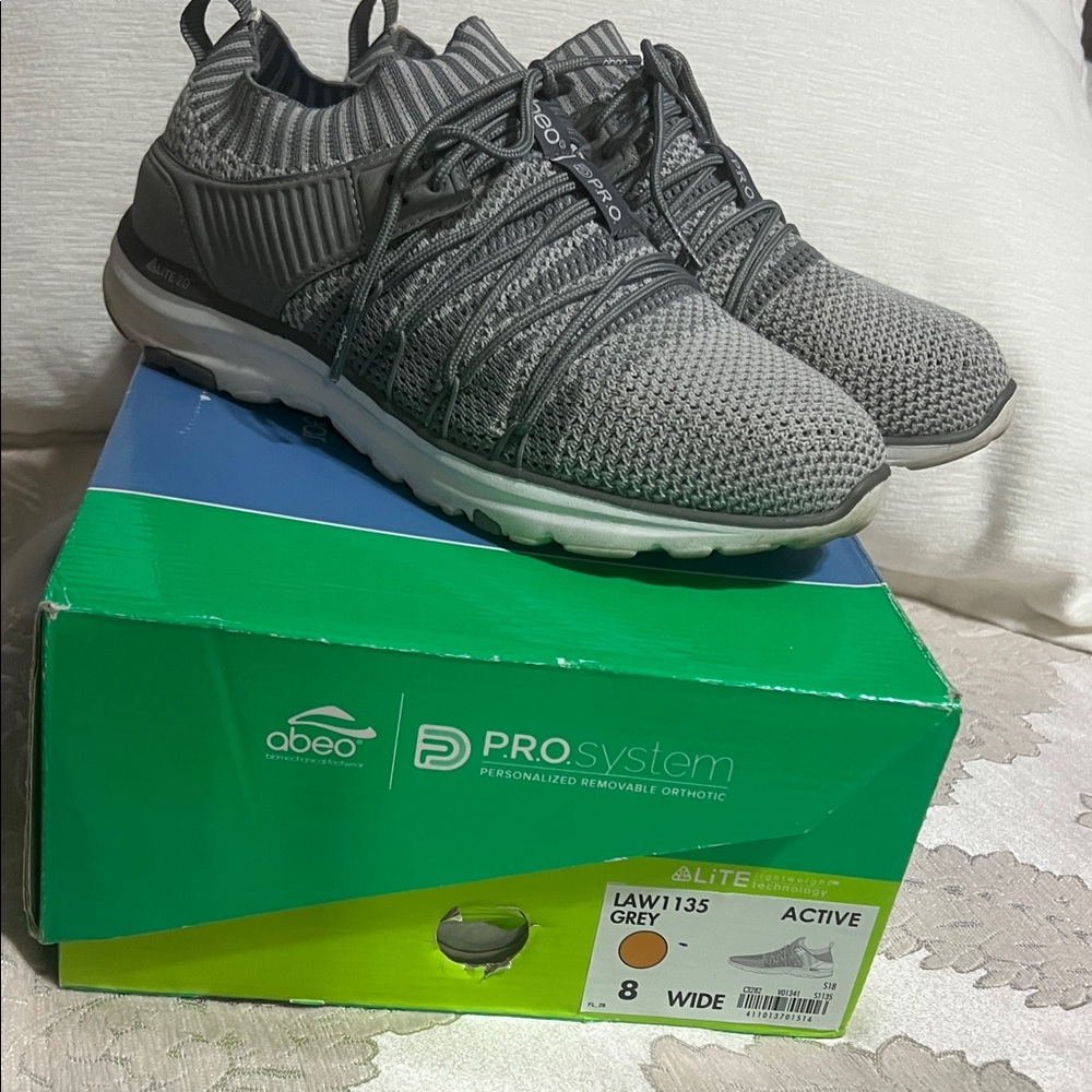 Abeo Gray Women’s Sneakers